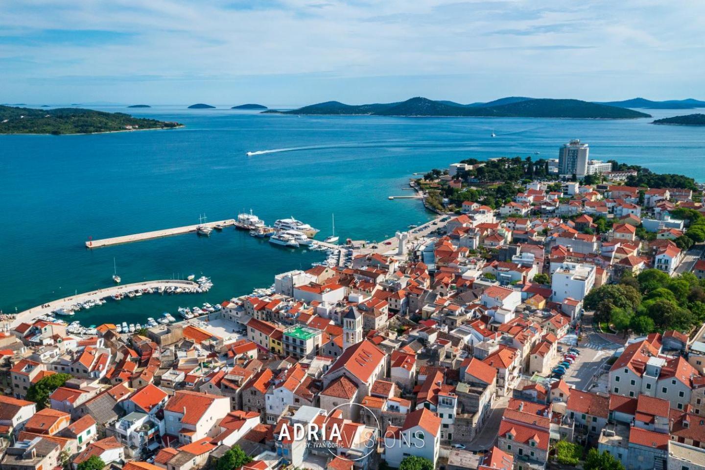 Refresh Boutique Suites - Central Point Vodice Kültér fotó